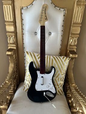 Rock band, guitar, controller Fender Black and White Electric Guitar